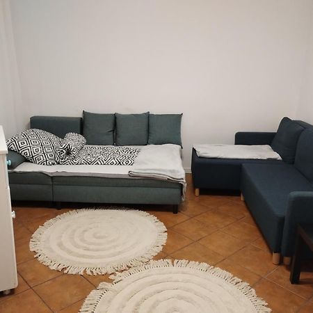 Apartament - Mieszkanie Samodzielne 이노우로추프 객실 사진